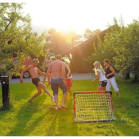 Mikkelparken Ferietun מלון